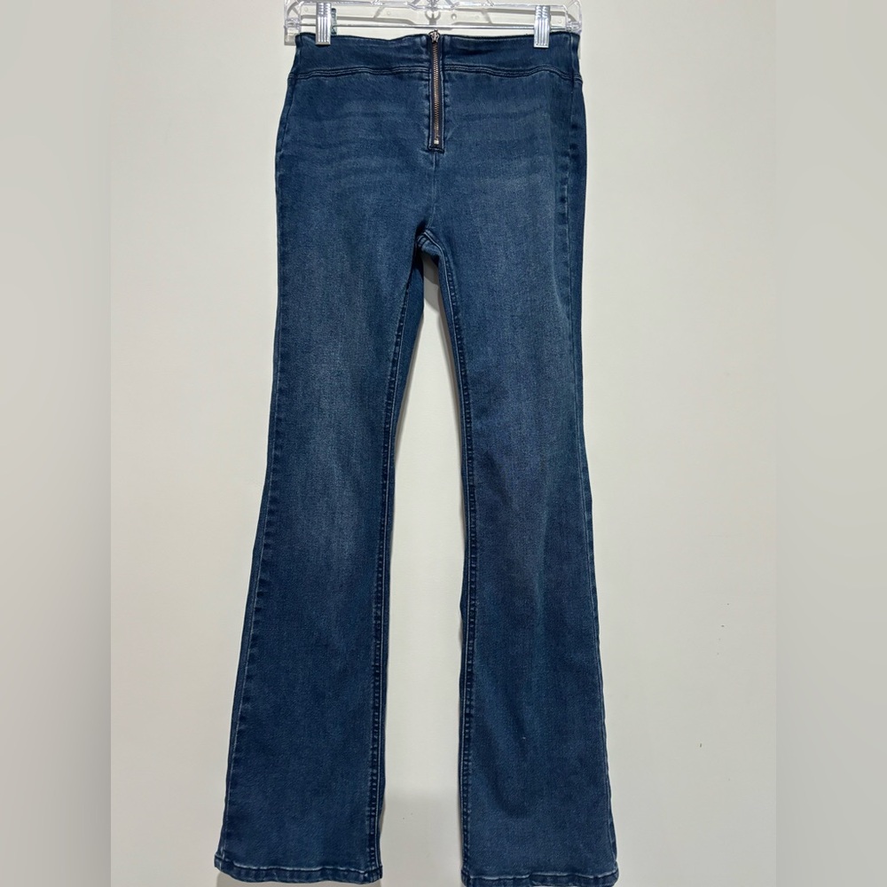 Classic Blue Women's Jeans- Vanilla Sky